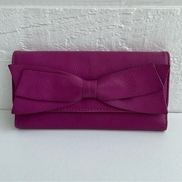 Nine West Pink Purple Bow Wallet Pocketbook Organizer Barbie Vegan Faux Leather - Picture 1 of 11